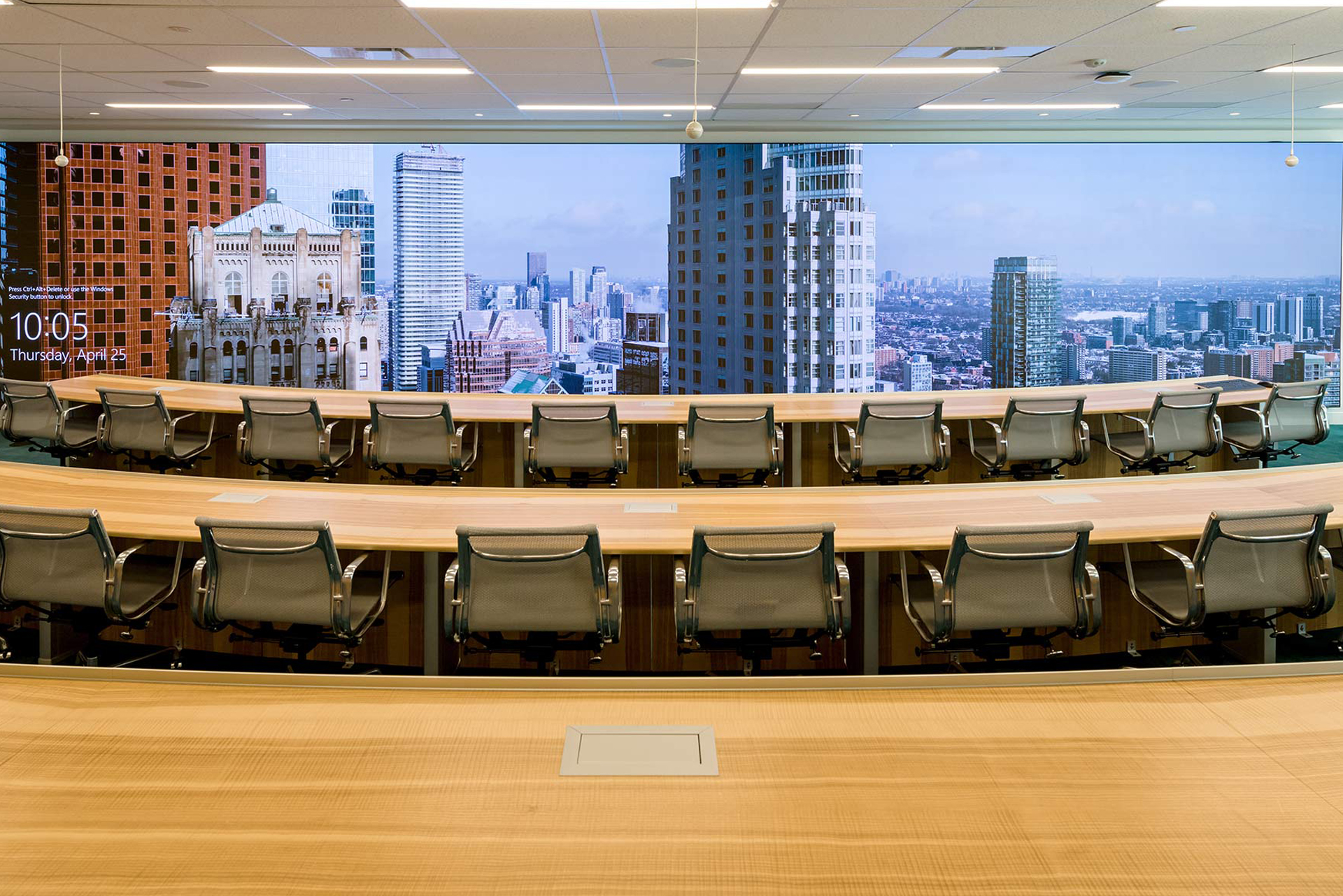 LCD & LED Digital Wall Displays & Signage Solutions Planar