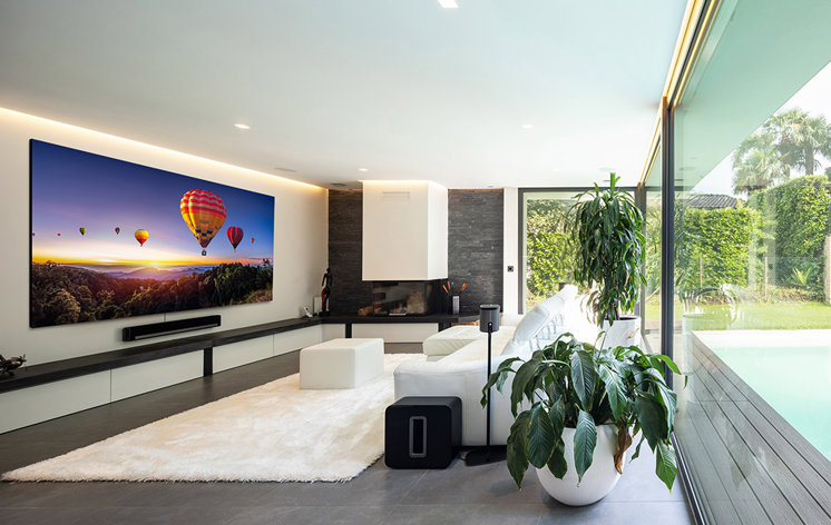 Interiorwithpool 991X627 Image