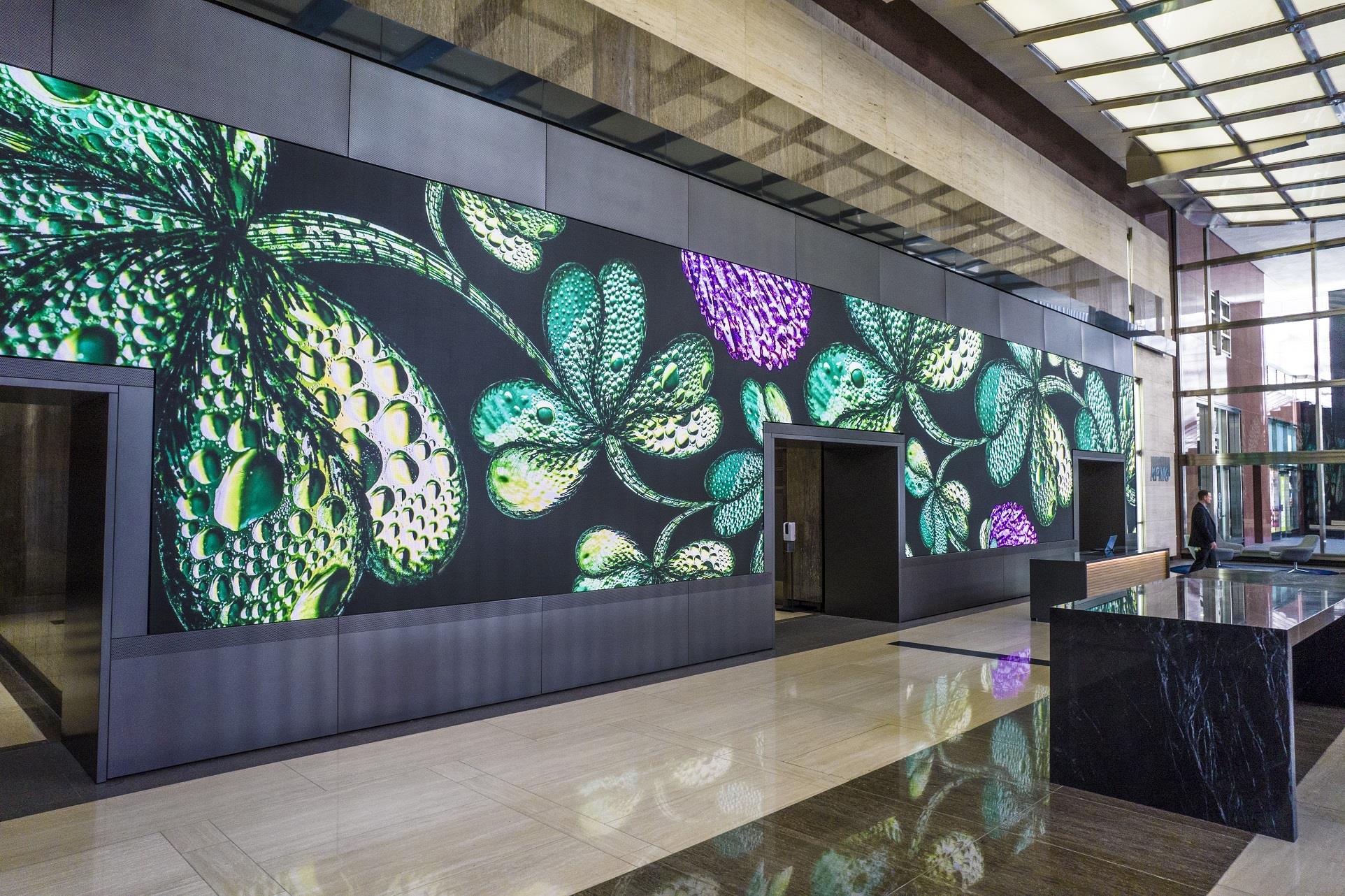 LCD & LED Digital Wall Displays & Signage Solutions Planar