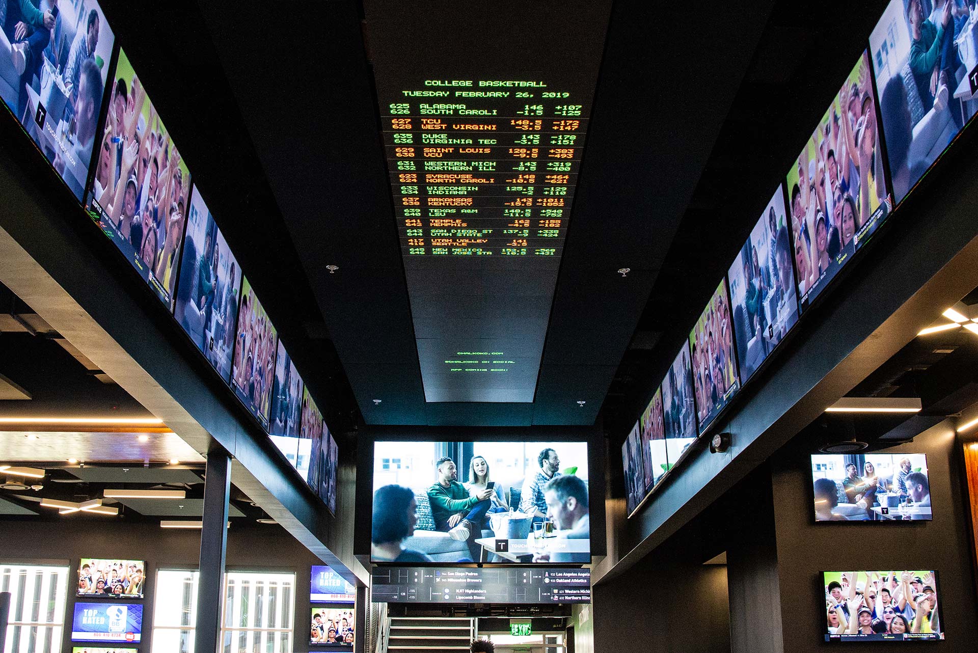 Chalk Sports Bar Image