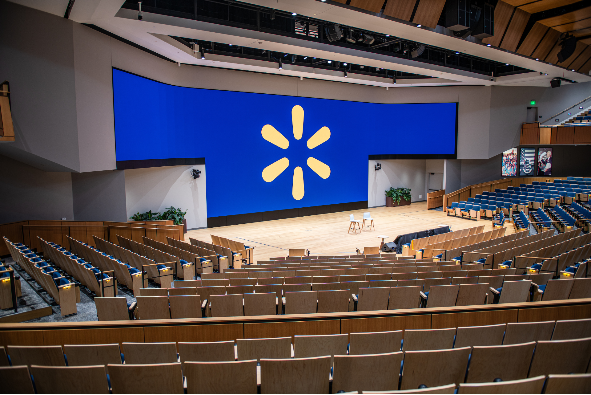 Walmart’s Sam Walton Hall Image