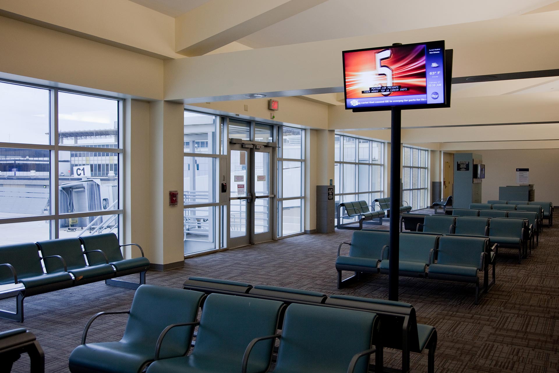 New Orleans Airport Image
